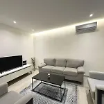 Glar 1br Barrikada Lejlighed Tirana