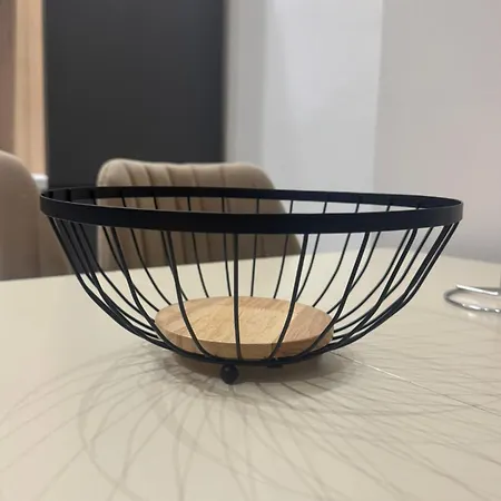 Glar 1br Barrikada Apartment Tirana