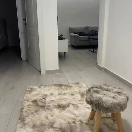 Glar 1br Barrikada Apartment