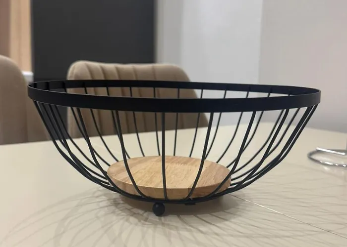 Glar 1br Barrikada Apartament Tirana