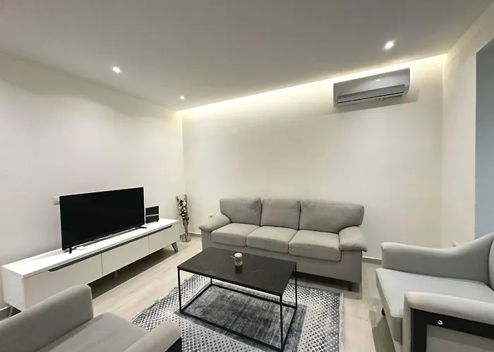 Glar 1br Barrikada Apartament Tirana