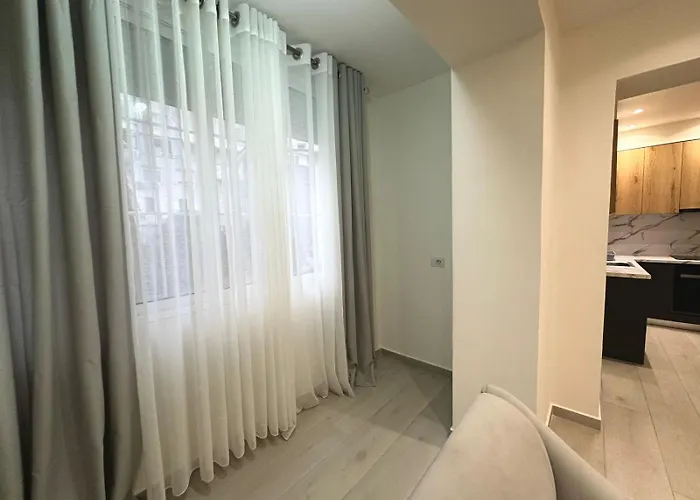 Glar 1br Barrikada * Tirana